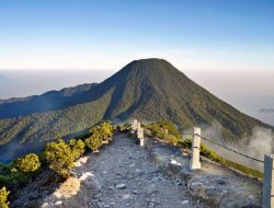 Tiga Gunung di Banten yang Cocok Banget Buat Pendaki Pemula